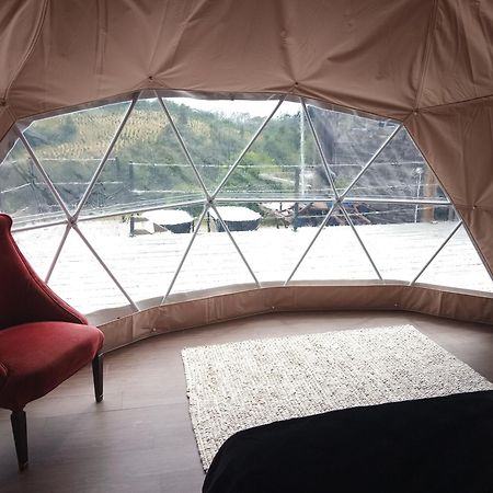 Отель Oakridge Glamping Роторуа Экстерьер фото