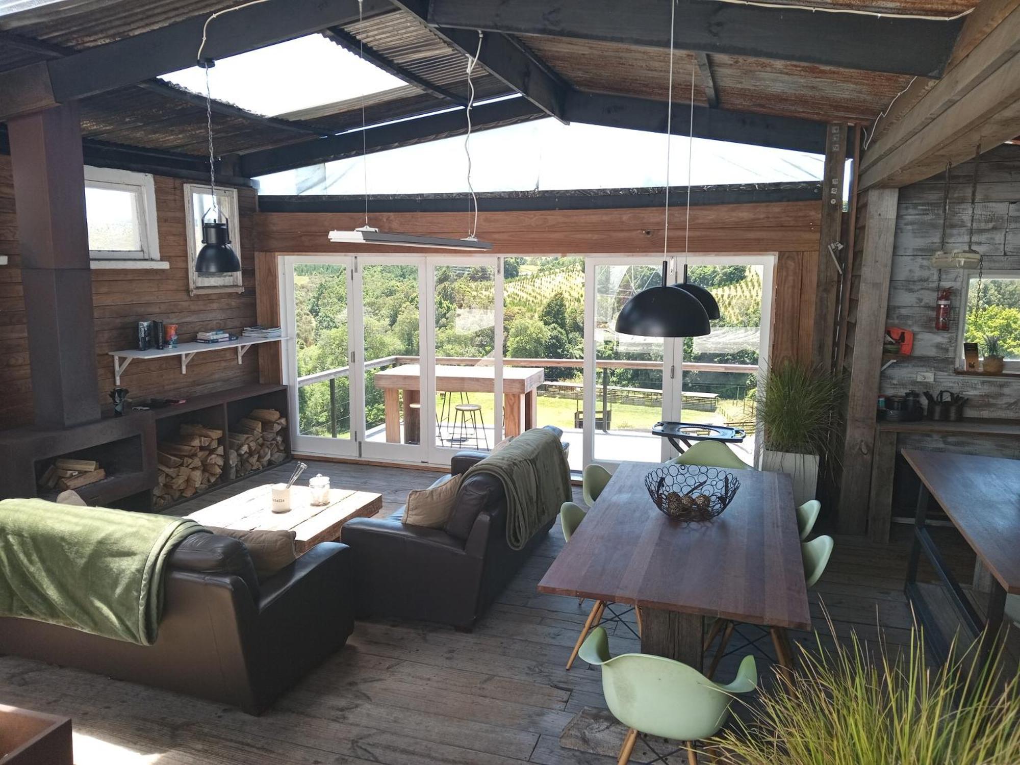Отель Oakridge Glamping Роторуа Экстерьер фото